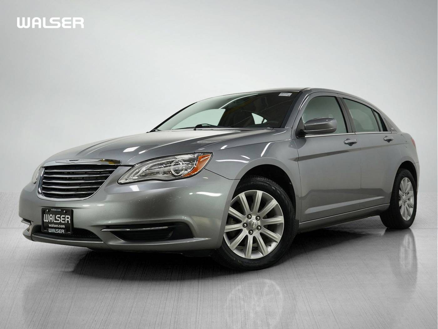2013 Chrysler 200 Touring — Sedan — 42,946 mi — Coon Rapids, MN