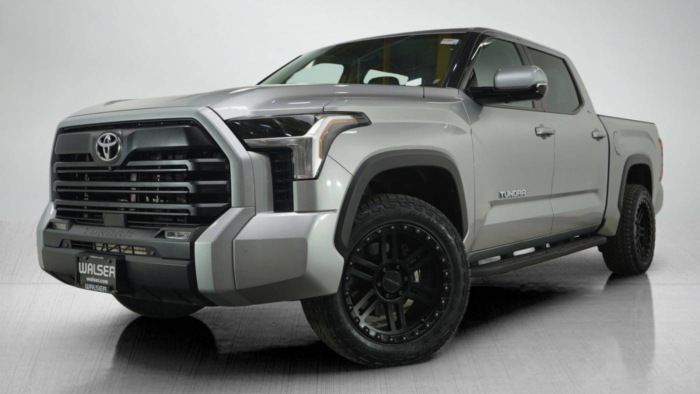 2022 Toyota Tundra SR5 — Pickup Truck — 58,314 mi — Coon Rapids, MN
