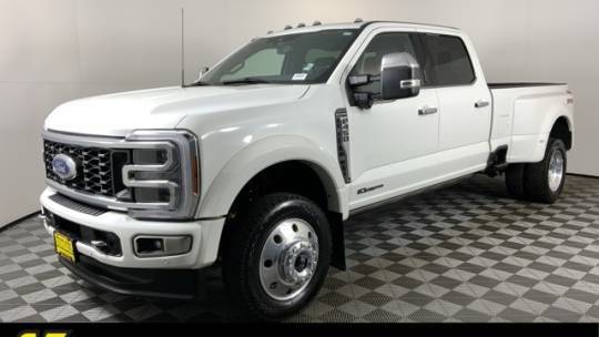 2024 Ford F-450 Super Duty Platinum