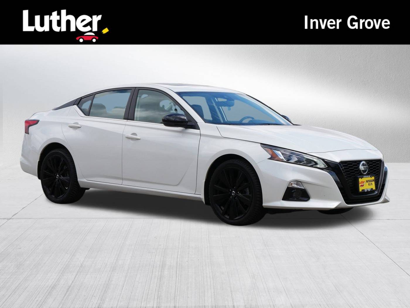 2022 Nissan Altima SR — Sedan — 55,124 mi — Inver Grove Heights, MN