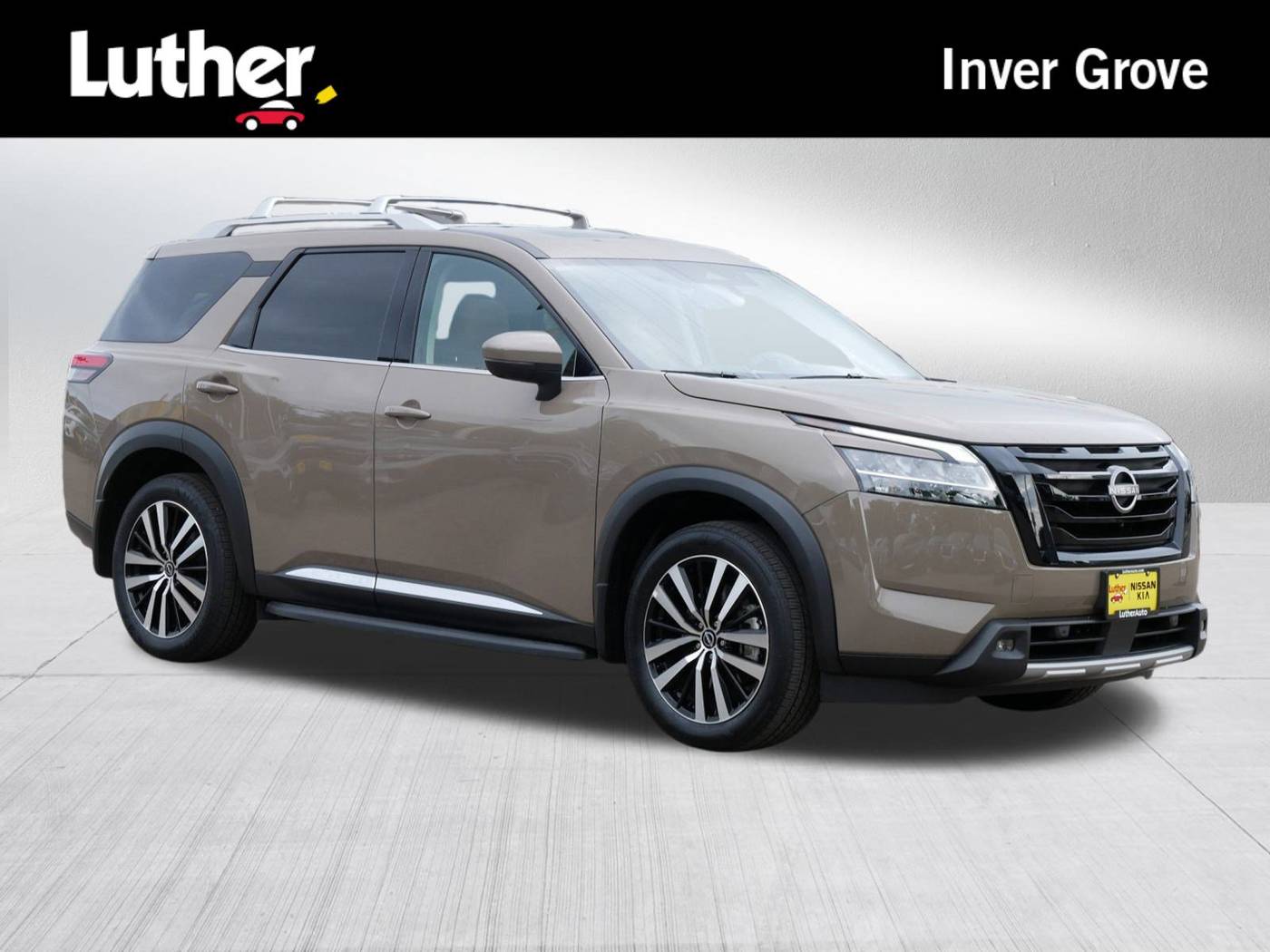 2024 Nissan Pathfinder Platinum — SUV — 9,977 mi — Inver Grove Heights, MN