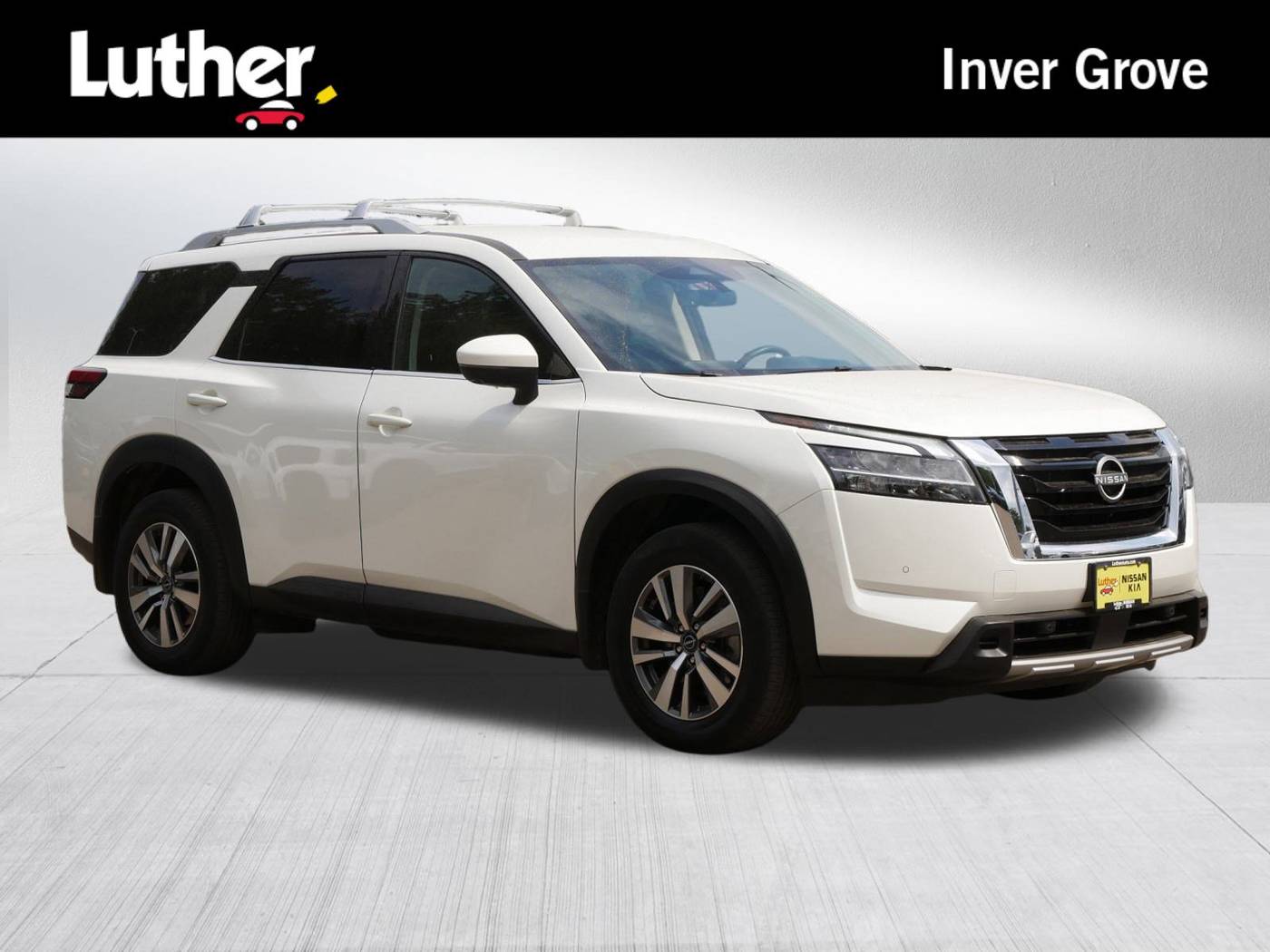 2023 Nissan Pathfinder SL — SUV — 27,381 mi — Inver Grove Heights, MN