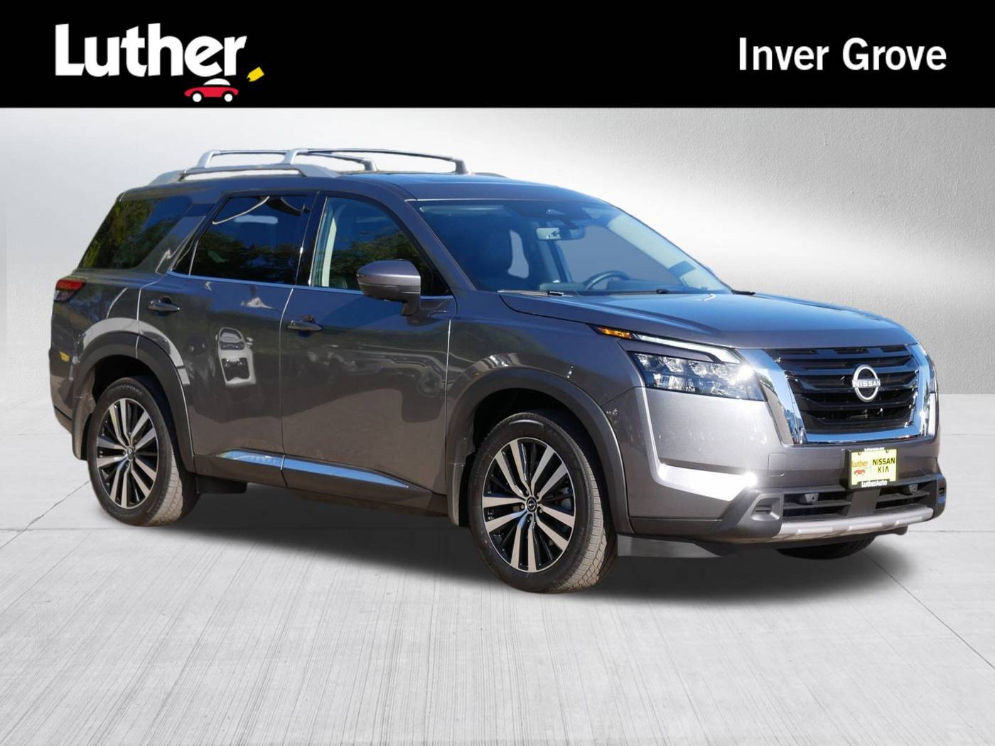 2025 Nissan Pathfinder Platinum — SUV — 7,488 mi — Inver Grove Heights, MN