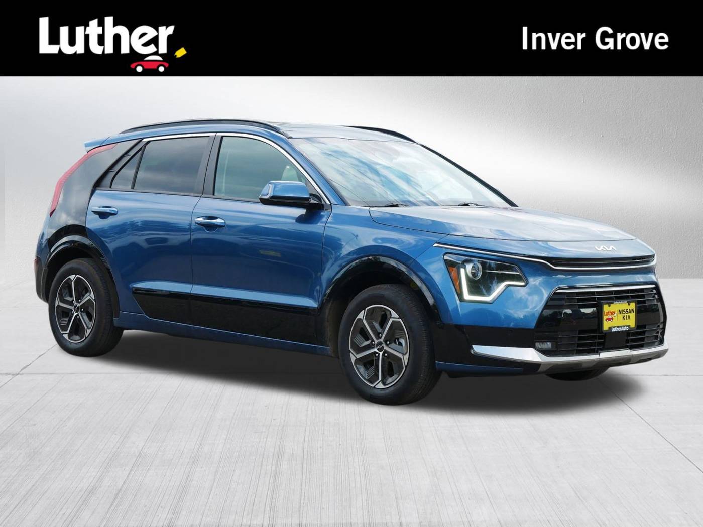 2023 Kia Niro Hybrid SX — SUV — 17,179 mi — Inver Grove Heights, MN