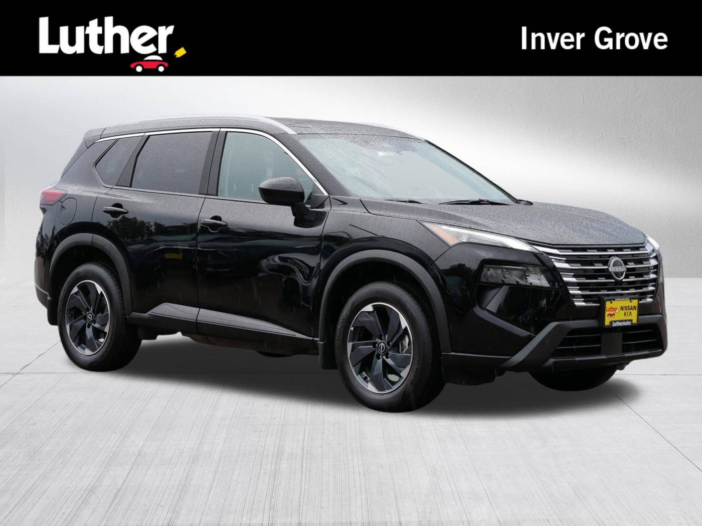2025 Nissan Rogue SV — SUV — 4,227 mi — Inver Grove Heights, MN