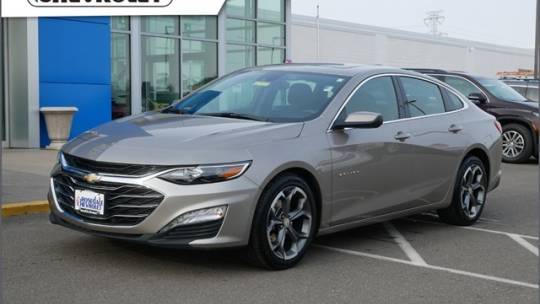 2024 Chevrolet Malibu LT — Sedan — 17,536 mi — Roseville, MN