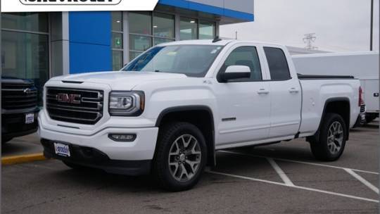 2018 GMC Sierra 1500 SLE — Pickup Truck — 153,999 mi — Roseville, MN