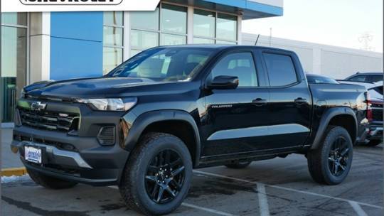 2024 Chevrolet Colorado Trail Boss — Pickup Truck — 5,322 mi — Roseville, MN