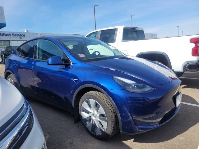 2024 Tesla Model Y Long Range — SUV — 12,183 mi — Roseville, MN