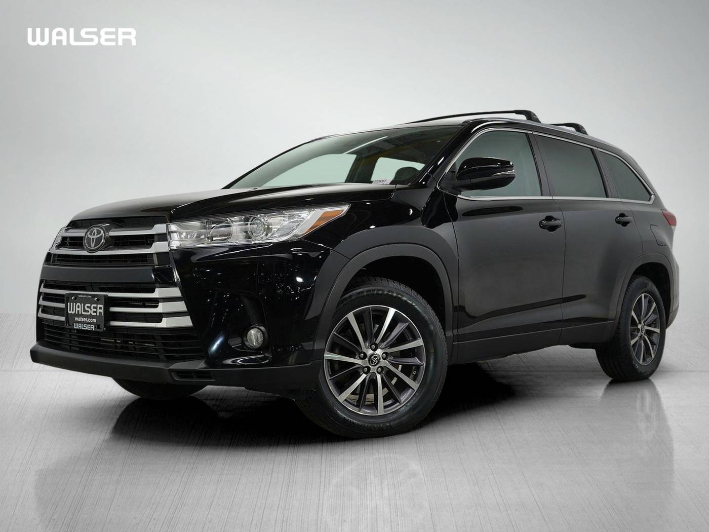 2019 Toyota Highlander XLE — SUV — 102,044 mi — Bloomington, MN