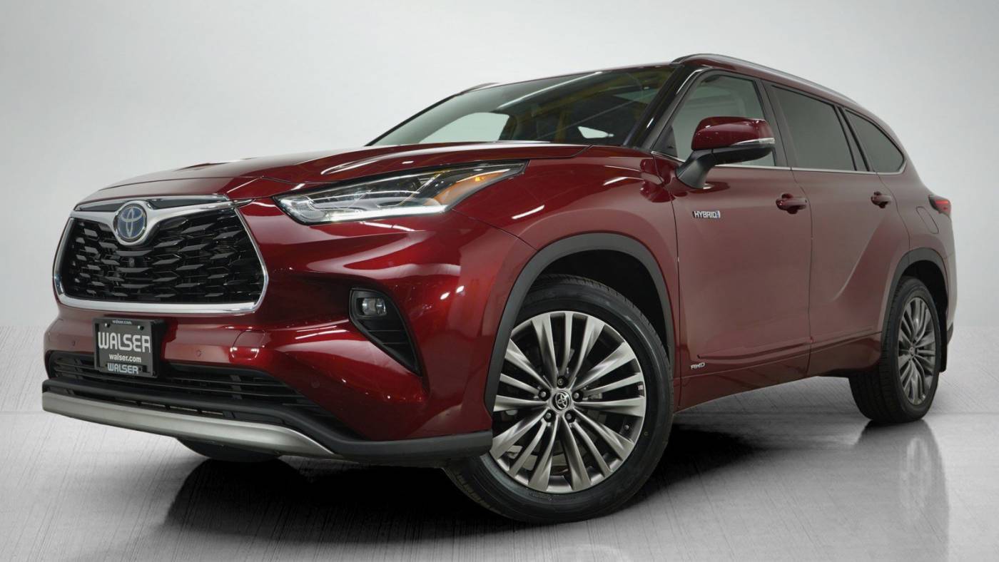 2021 Toyota Highlander Hybrid Platinum