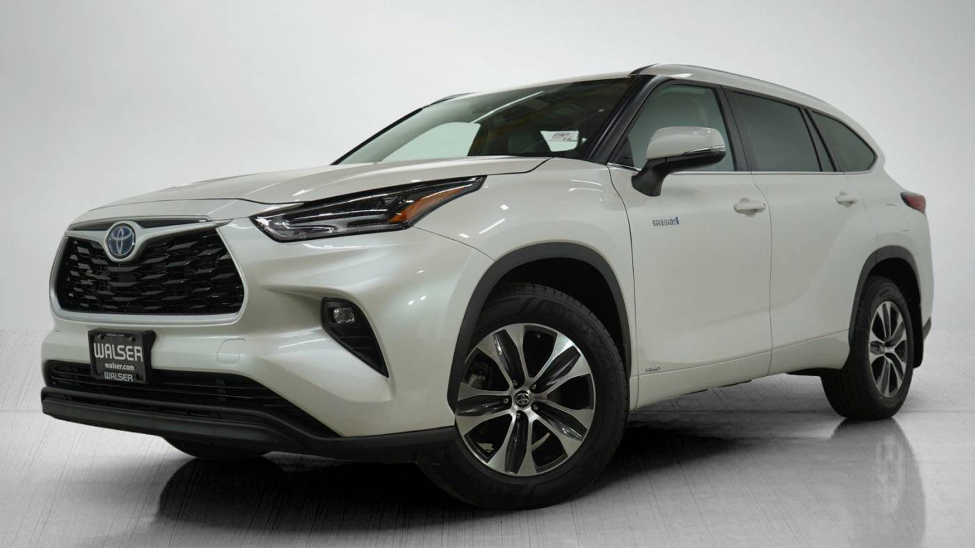 2021 Toyota Highlander Hybrid XLE — SUV — 39,945 mi — Bloomington, MN