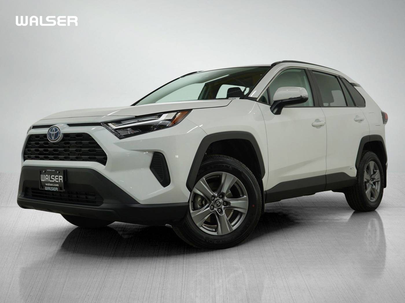 2024 Toyota RAV4 Hybrid XLE — SUV — 4,401 mi — Bloomington, MN