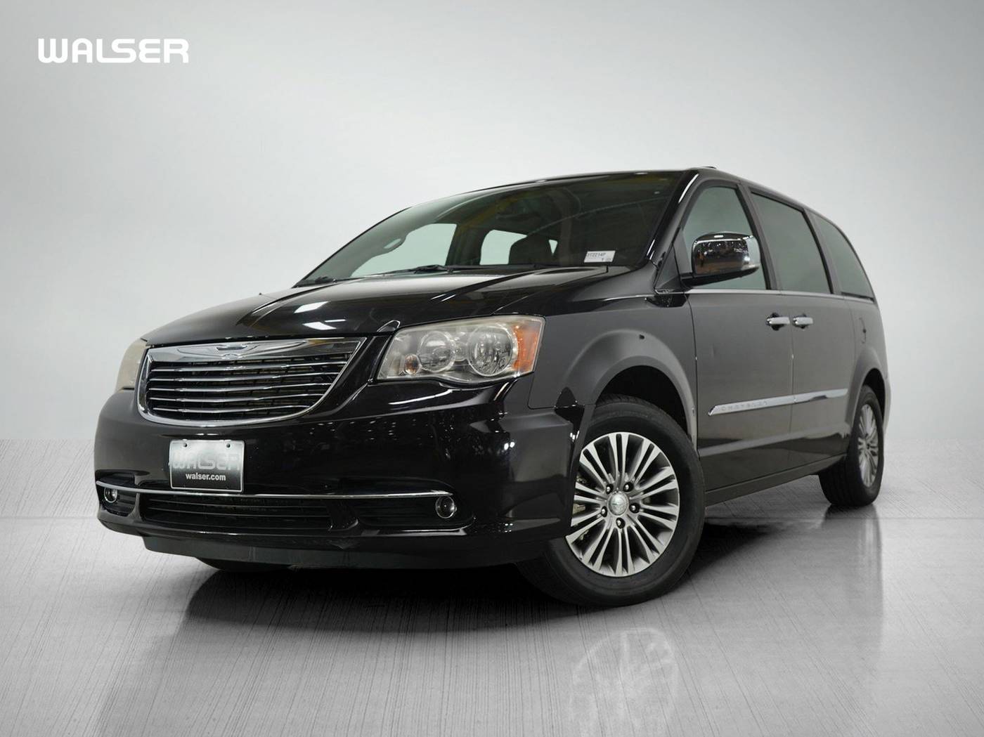 2014 Chrysler Town & Country Touring-L — Minivan — 90,005 mi — Bloomington, MN