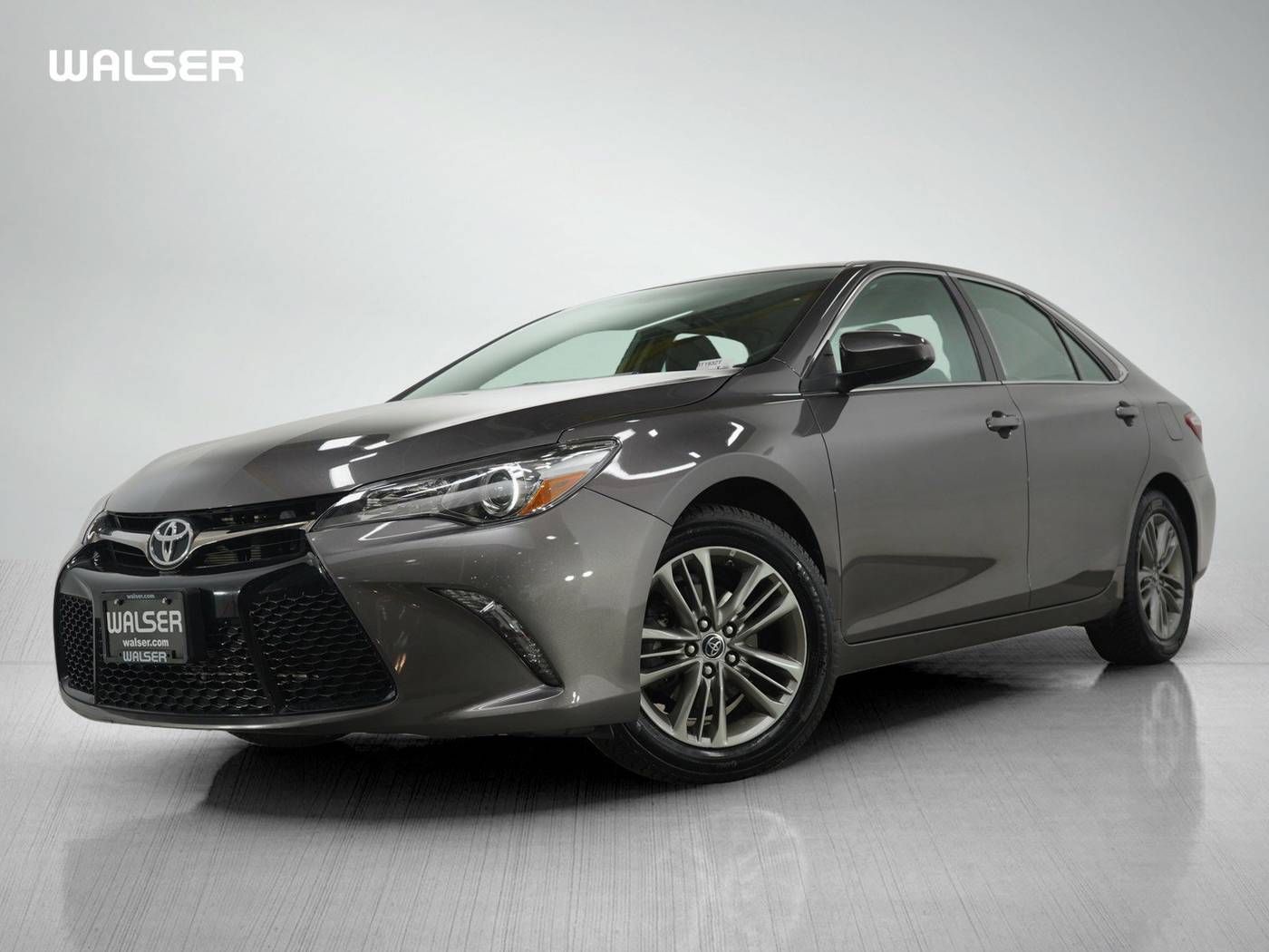 2015 Toyota Camry SE — Sedan — 73,264 mi — Bloomington, MN