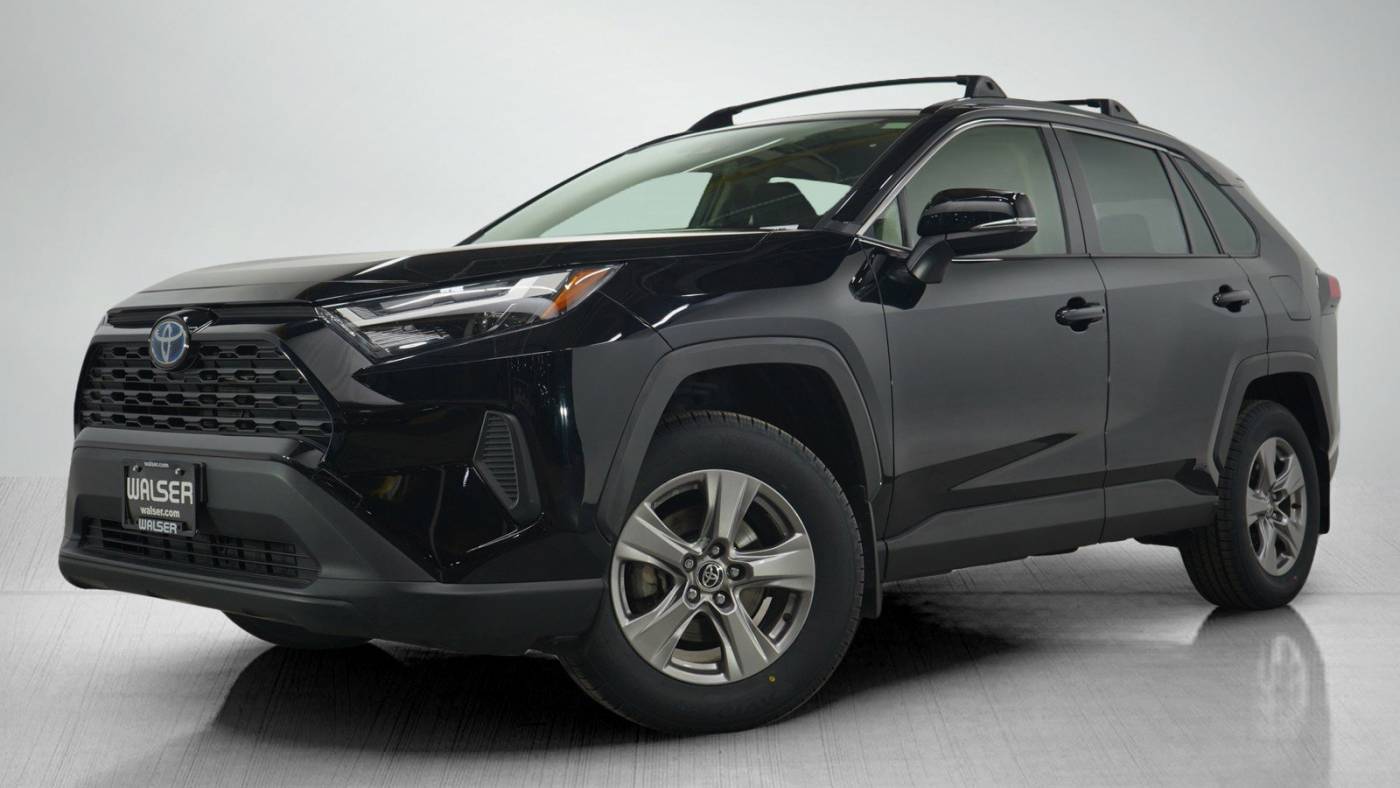 2023 Toyota RAV4 Hybrid LE — SUV — 33,822 mi — Bloomington, MN