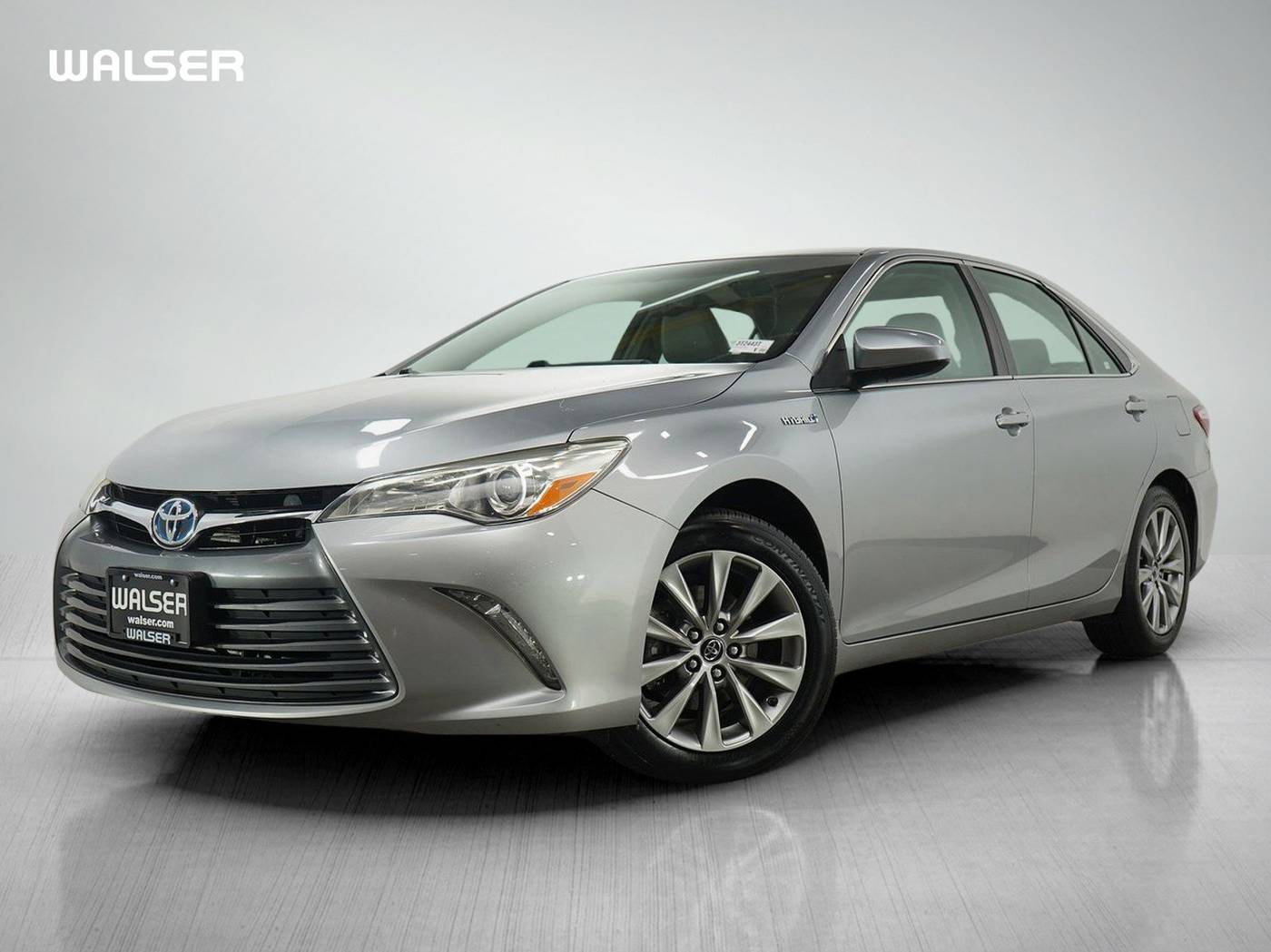 2015 Toyota Camry Hybrid XLE — Sedan — 126,927 mi — Bloomington, MN