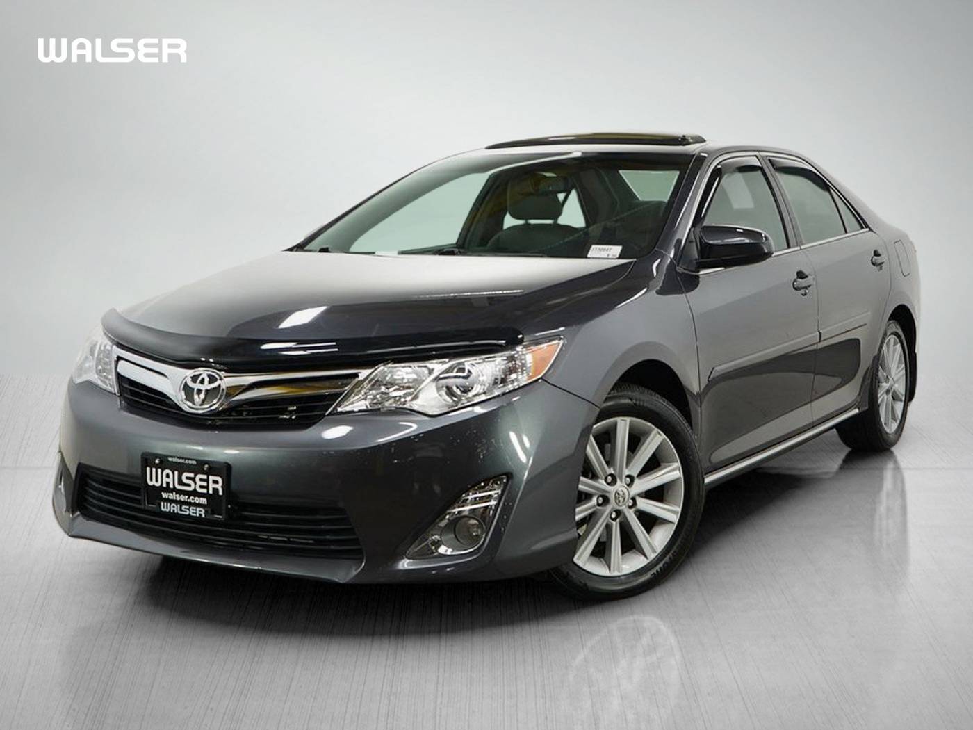 2014 Toyota Camry XLE — Sedan — 52,150 mi — Bloomington, MN