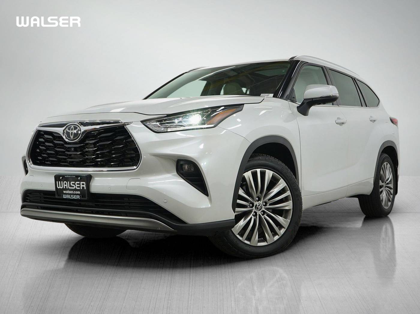 2023 Toyota Highlander L — SUV — 38,452 mi — Bloomington, MN