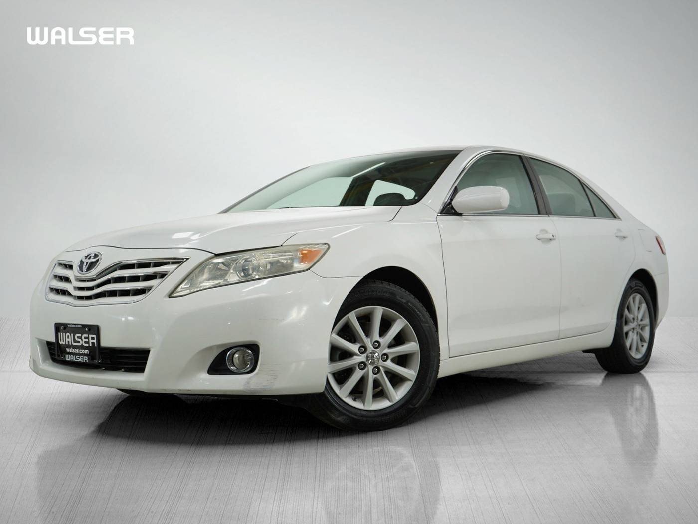 2011 Toyota Camry XLE — Sedan — 68,231 mi — Bloomington, MN