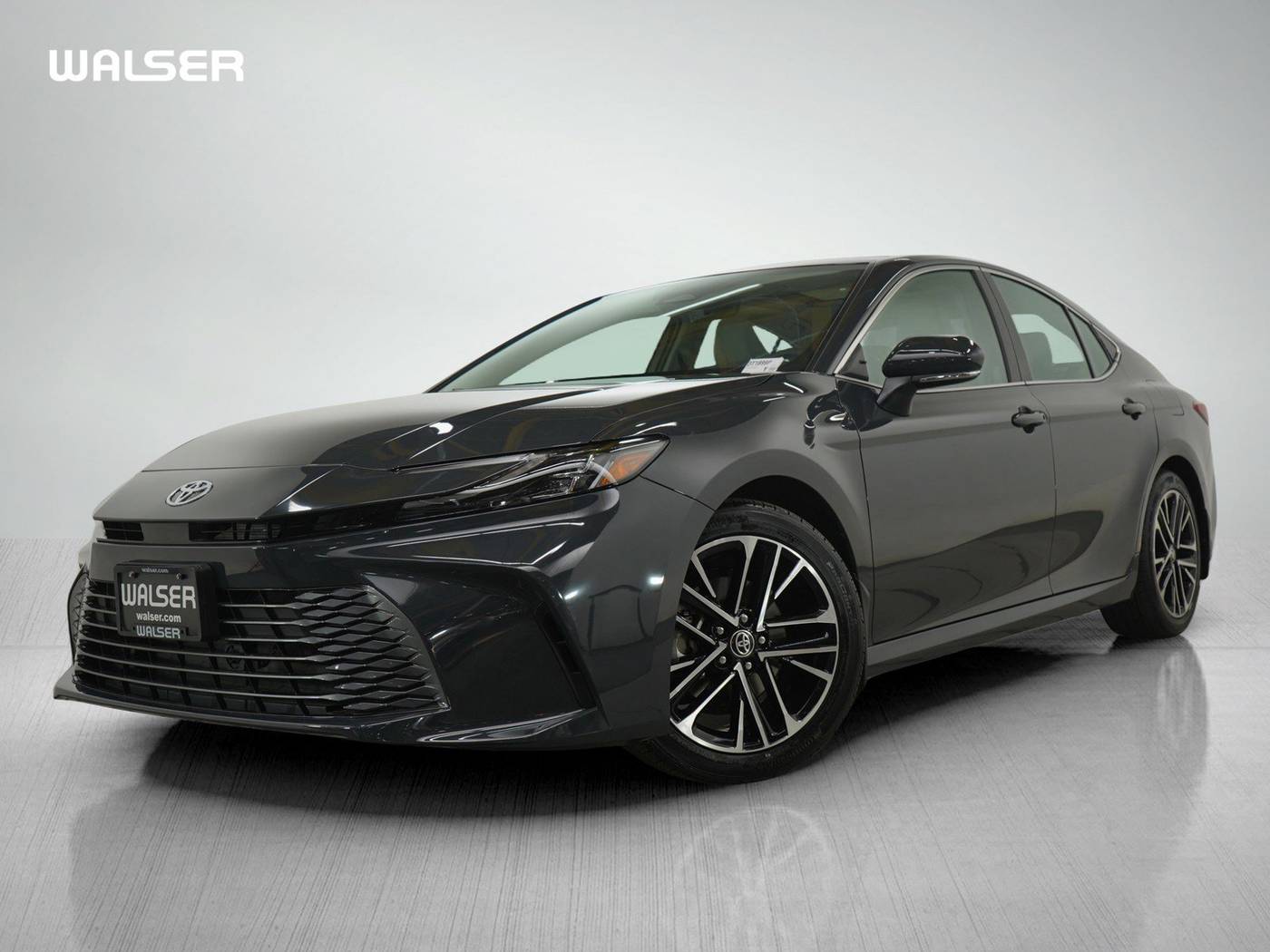 2025 Toyota Camry XLE — Sedan — 8,304 mi — Bloomington, MN