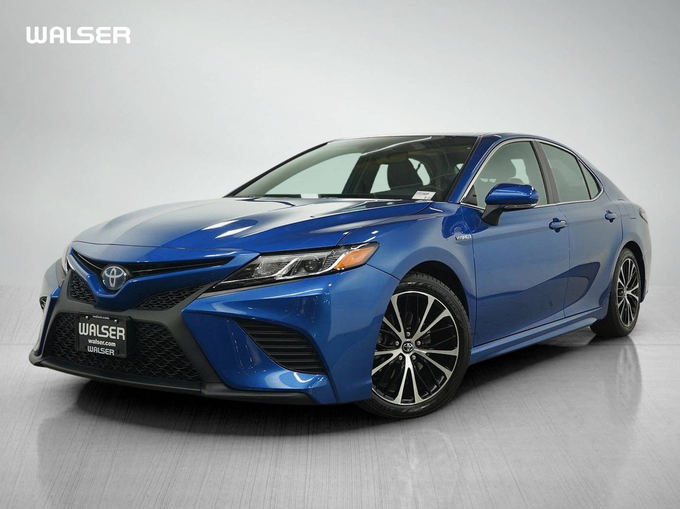 2018 Toyota Camry Hybrid SE — Sedan — 29,305 mi — Bloomington, MN