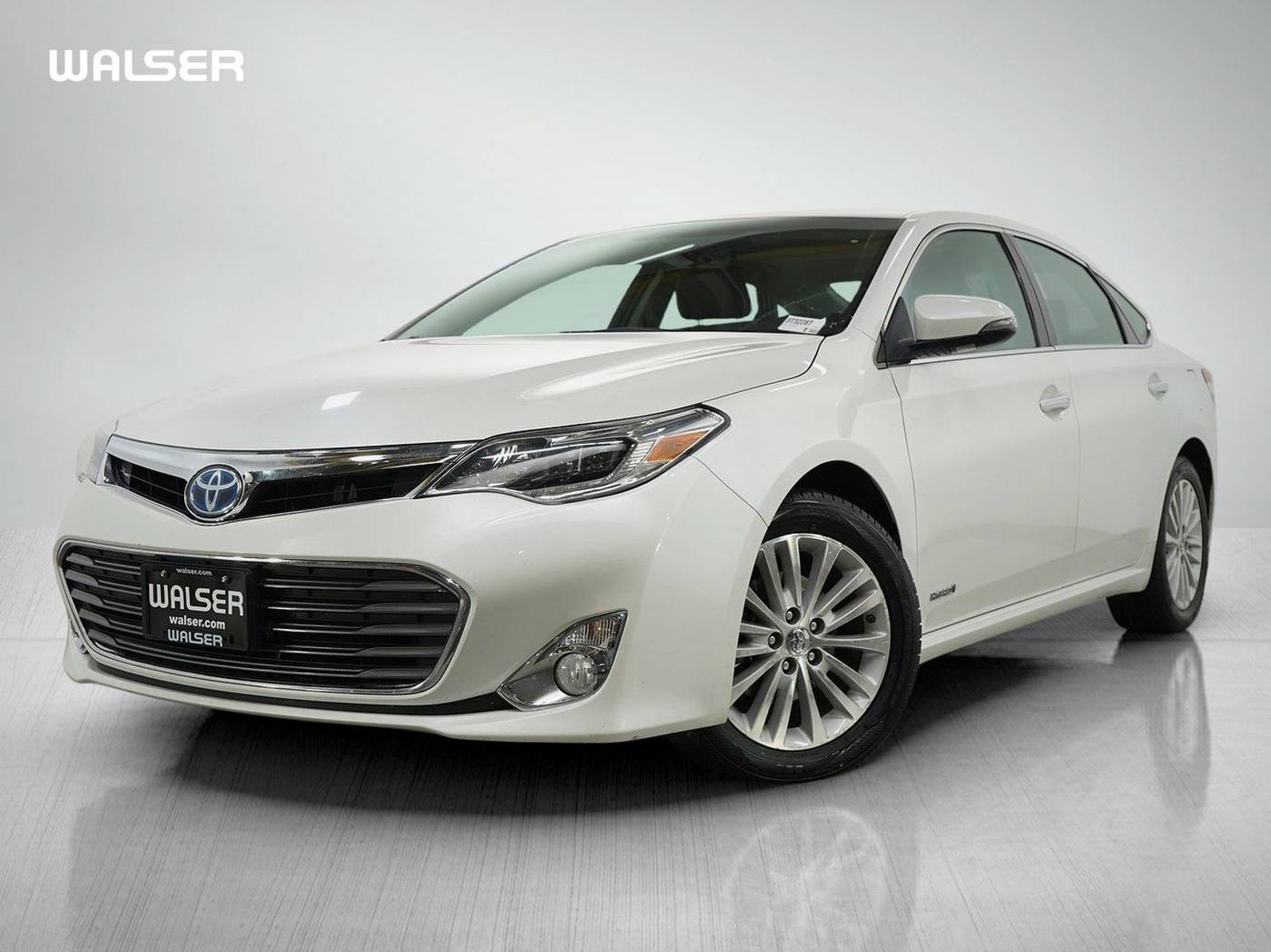 2015 Toyota Avalon Hybrid Limited — Sedan — 135,108 mi — Bloomington, MN