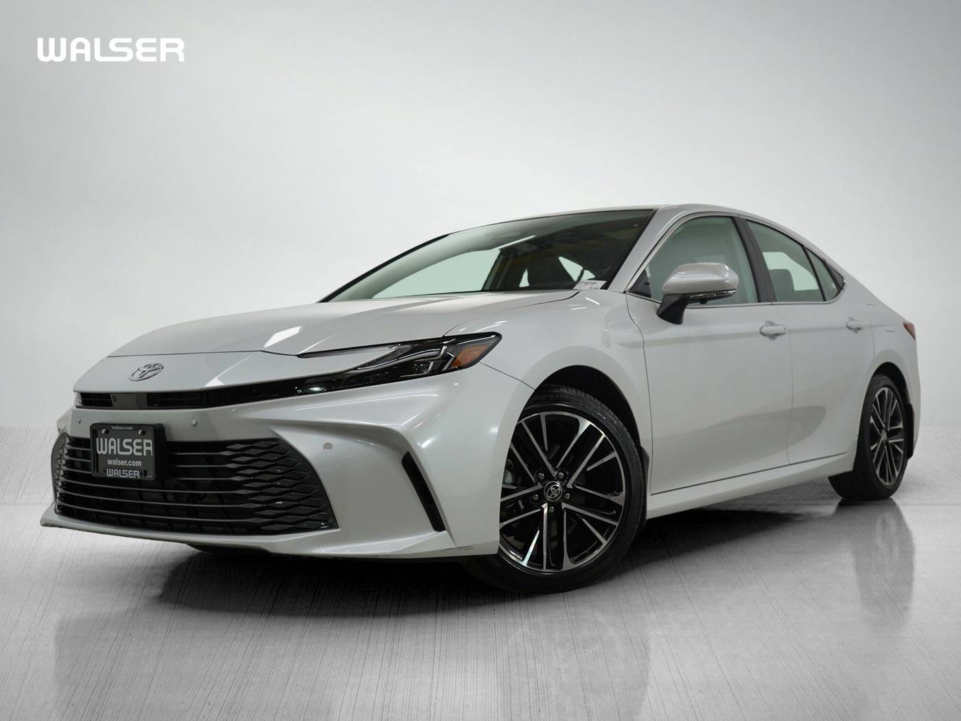 2025 Toyota Camry XLE — Sedan — 7,054 mi — Bloomington, MN