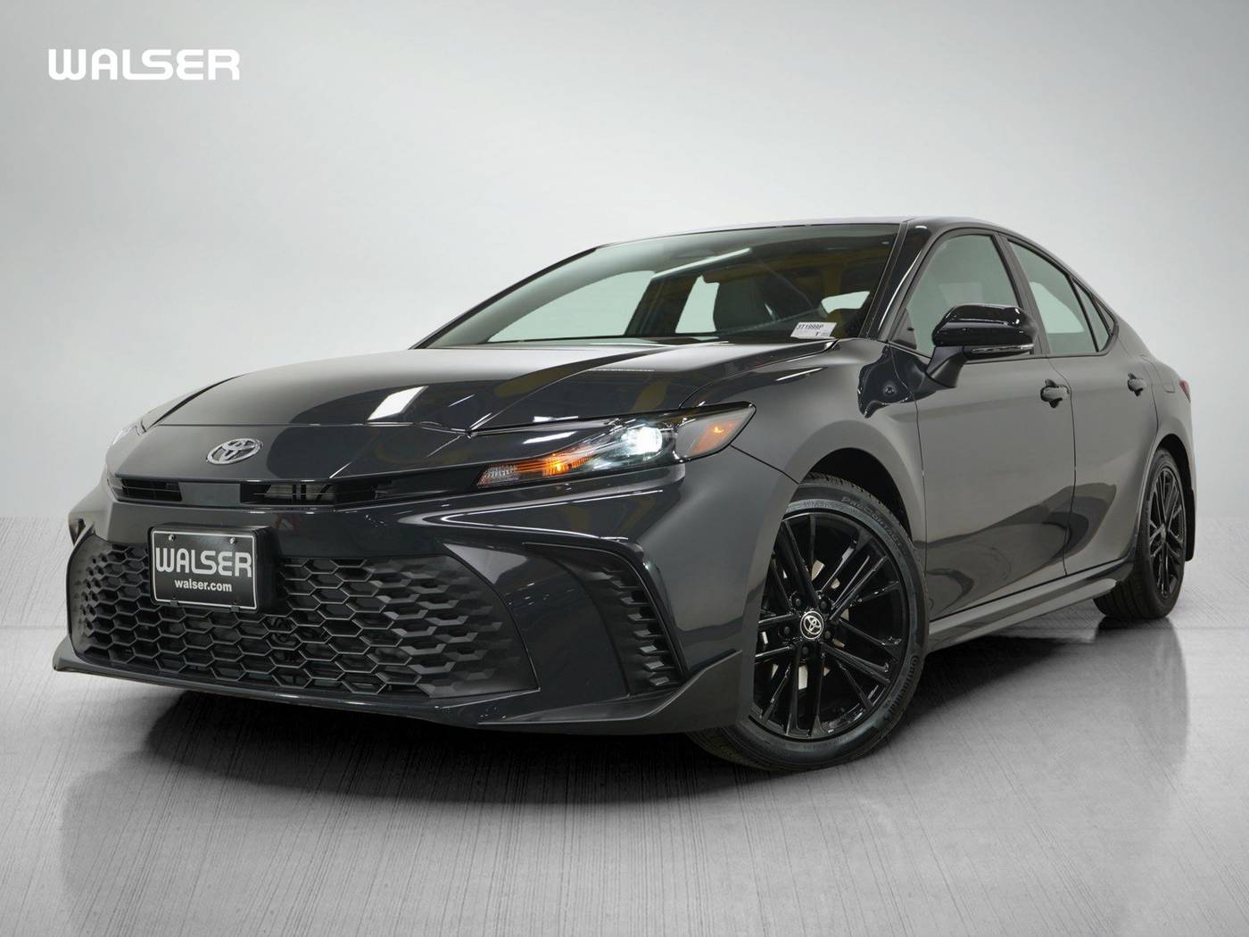 2025 Toyota Camry SE — Sedan — 5,064 mi — Bloomington, MN
