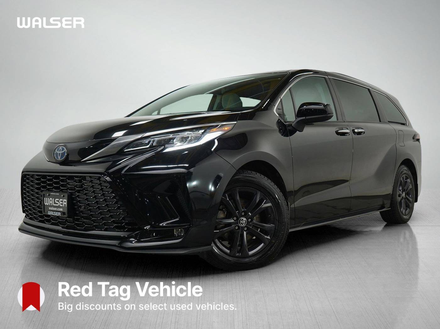 2024 Toyota Sienna XSE — Minivan — 10,147 mi — Bloomington, MN