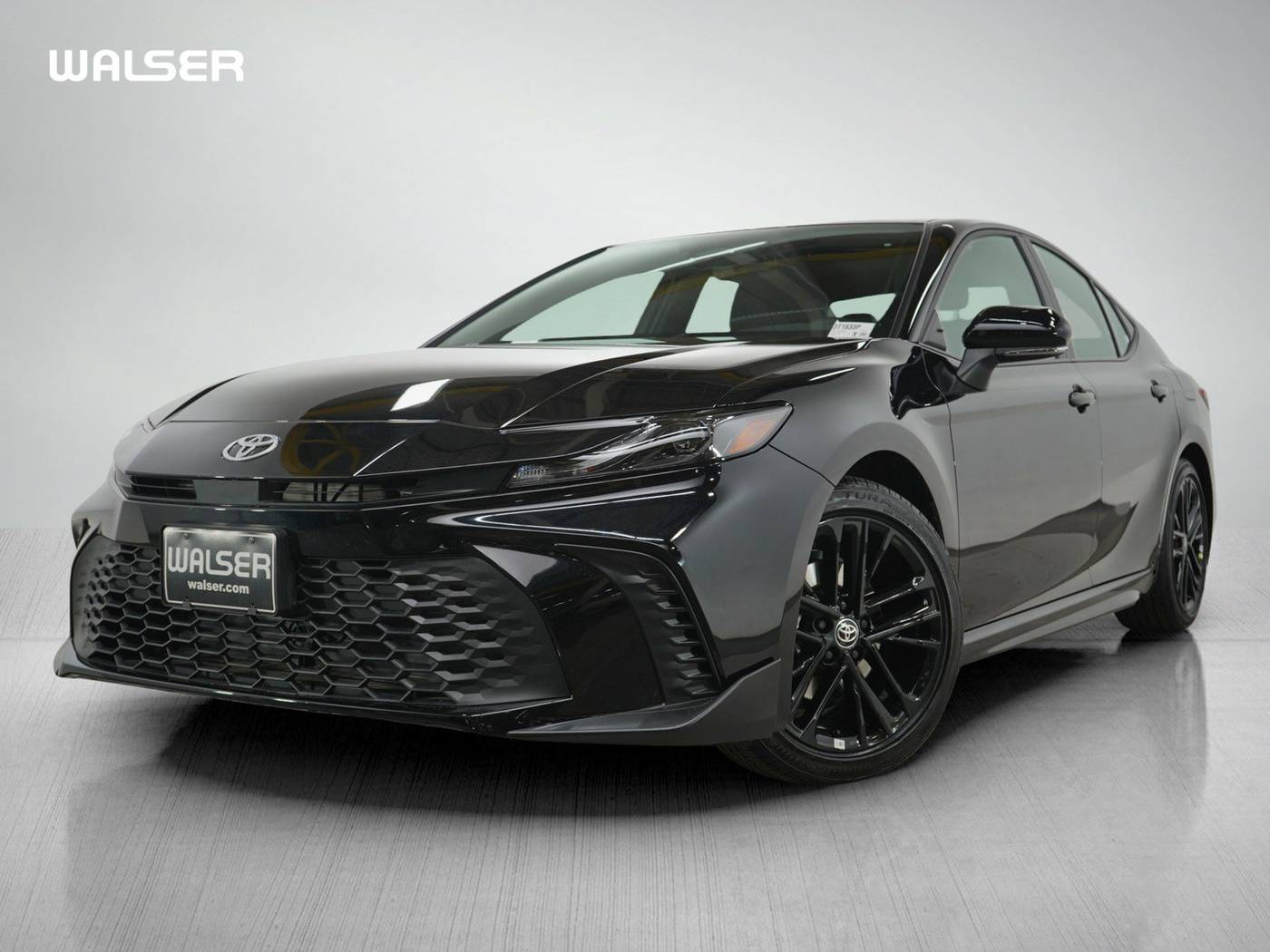 2025 Toyota Camry SE — Sedan — 4,089 mi — Bloomington, MN