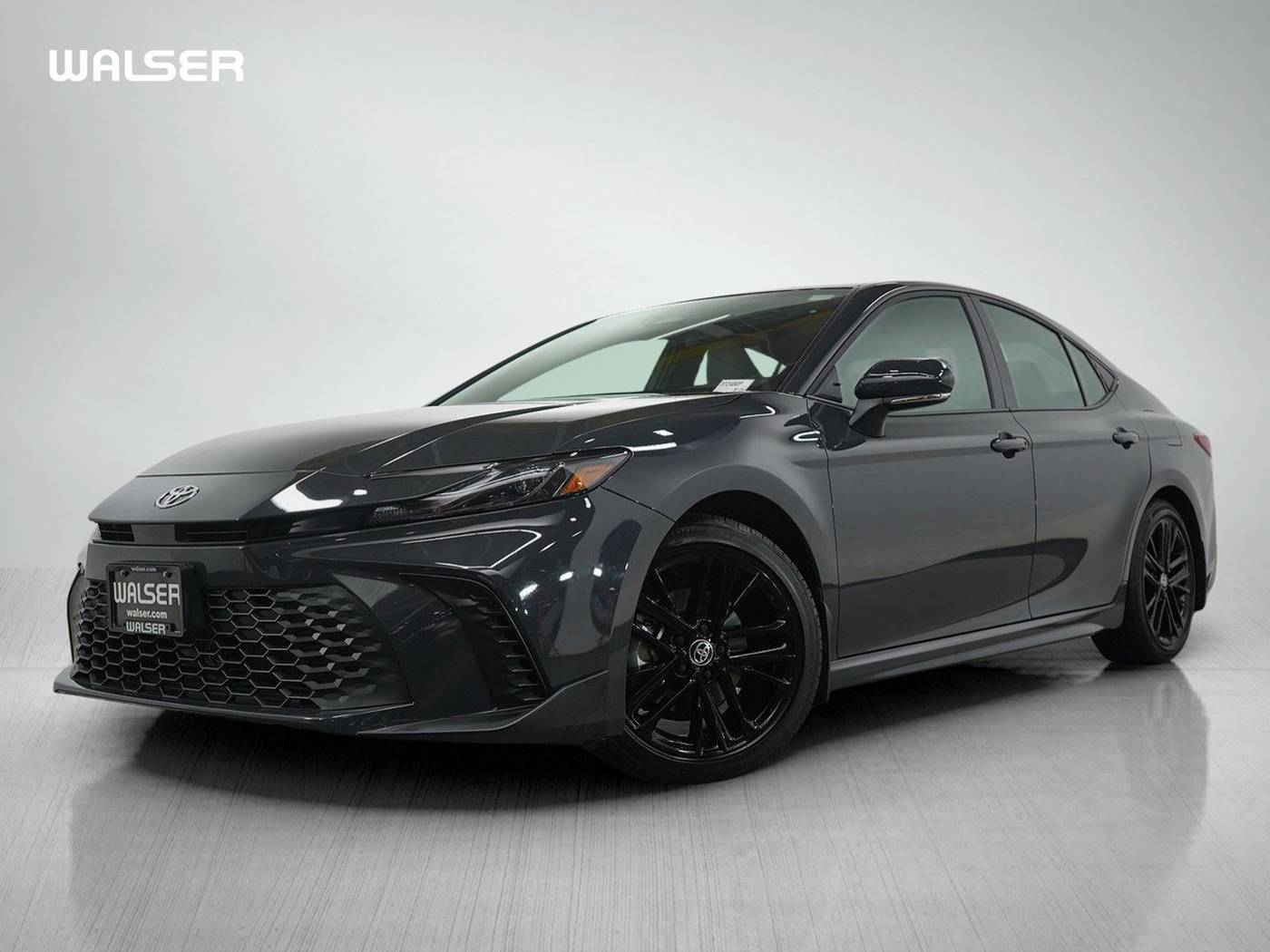 2025 Toyota Camry SE — Sedan — 21,409 mi — Bloomington, MN