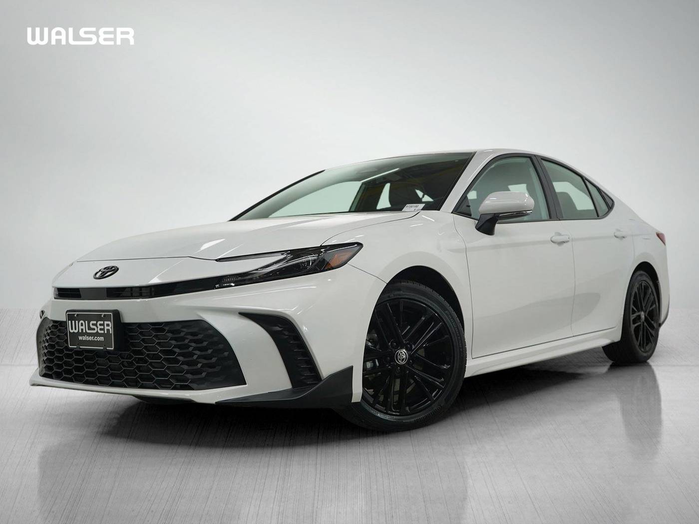 2025 Toyota Camry SE — Sedan — 9,412 mi — Bloomington, MN
