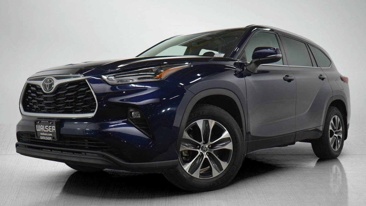 2021 Toyota Highlander XLE — SUV — 57,080 mi — Bloomington, MN