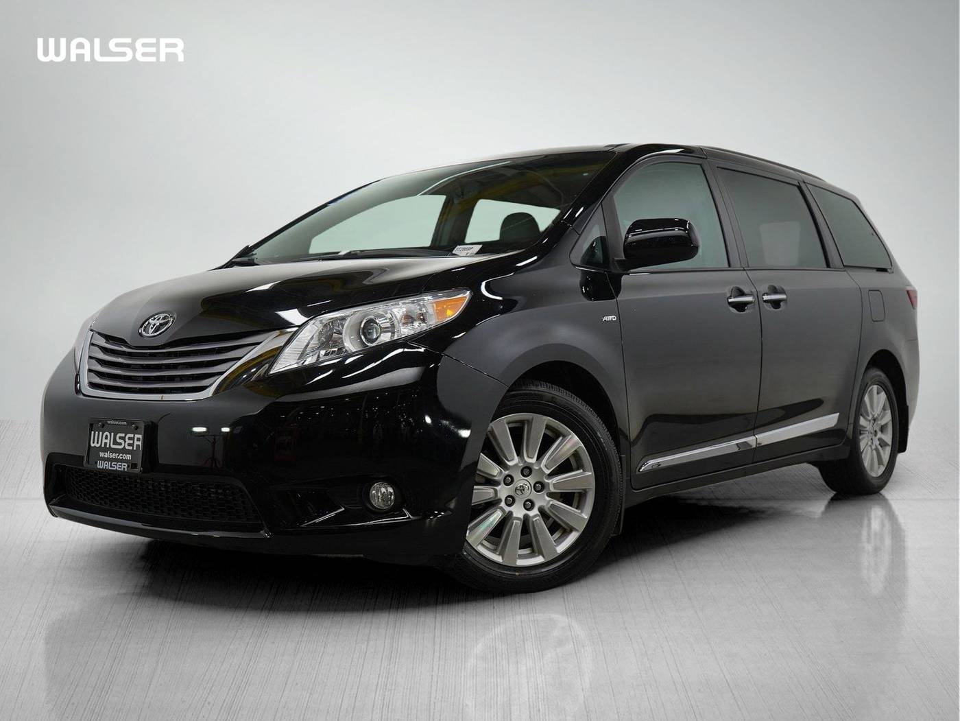 2017 Toyota Sienna XLE Premium — Minivan — 133,177 mi — Bloomington, MN
