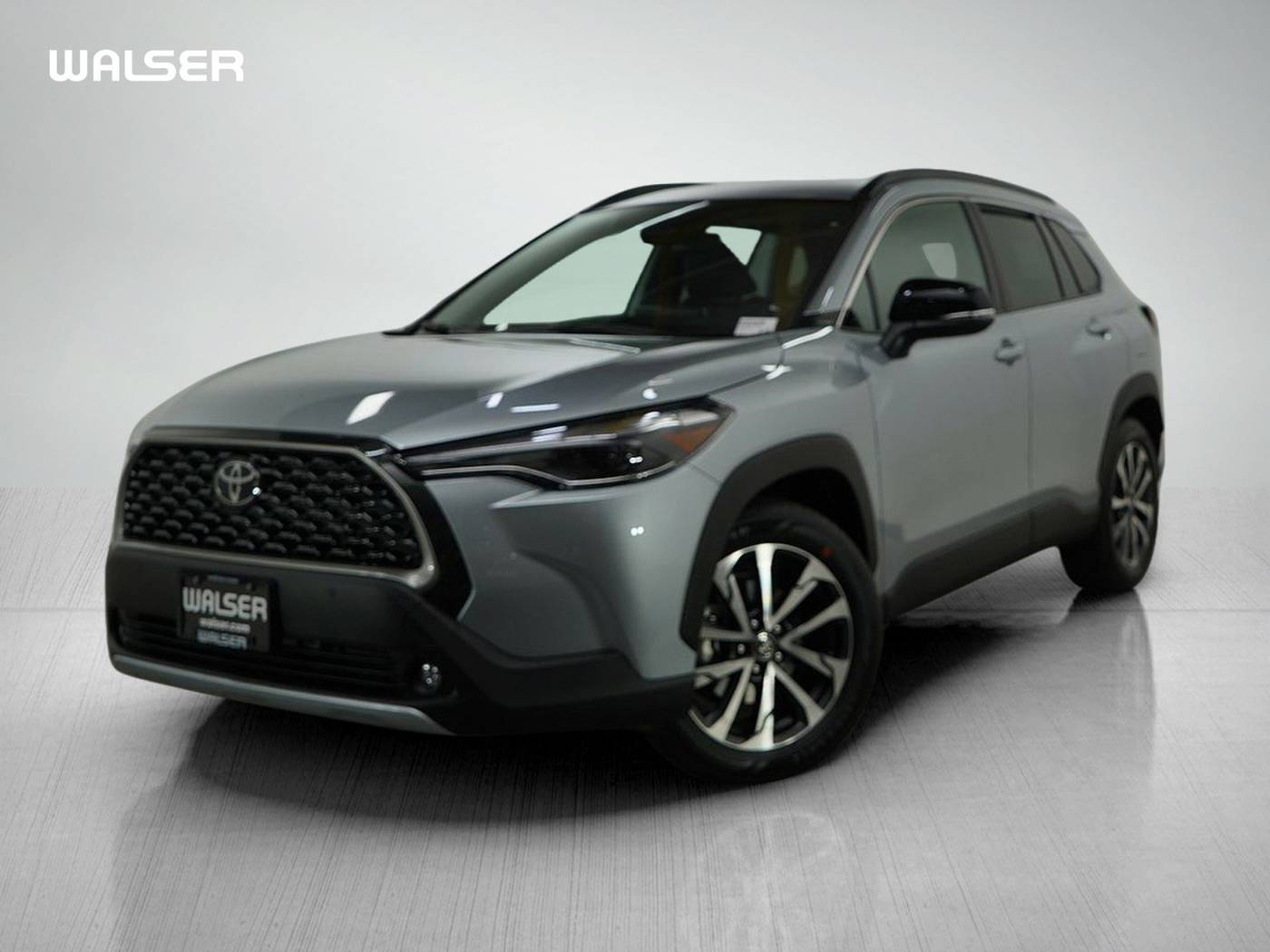 2025 Toyota Corolla Cross XLE — SUV — 4,278 mi — Bloomington, MN
