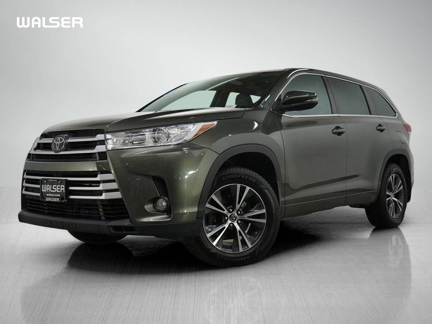 2017 Toyota Highlander LE Plus — SUV — 140,386 mi — Bloomington, MN