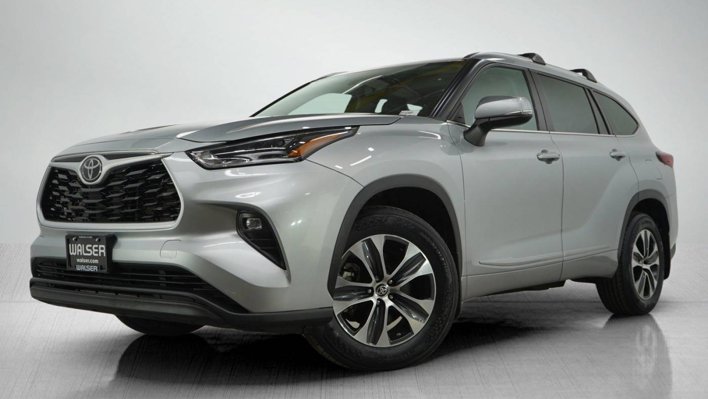 2021 Toyota Highlander XLE — SUV — 39,345 mi — Bloomington, MN