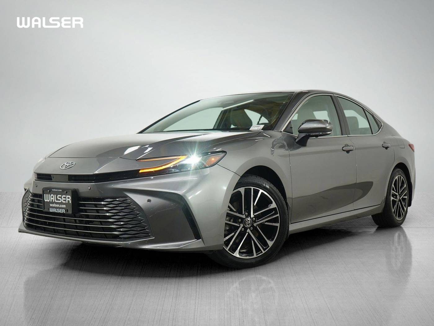 2025 Toyota Camry XLE — Sedan — 1,585 mi — Bloomington, MN