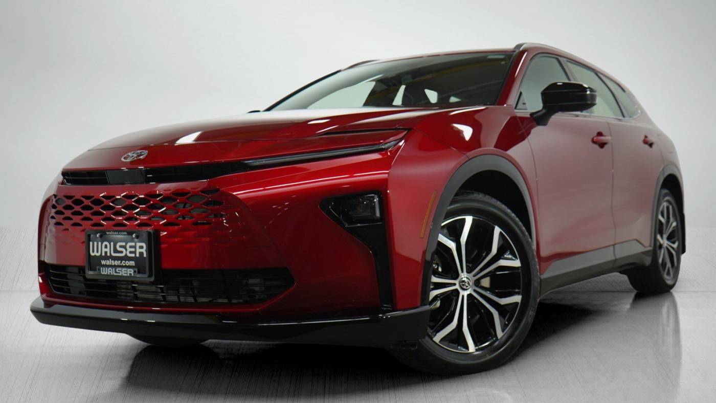 2025 Toyota Crown Signia XLE — SUV — 9,896 mi — Bloomington, MN