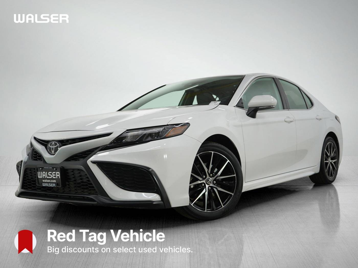 2024 Toyota Camry SE — Sedan — 25,835 mi — Bloomington, MN