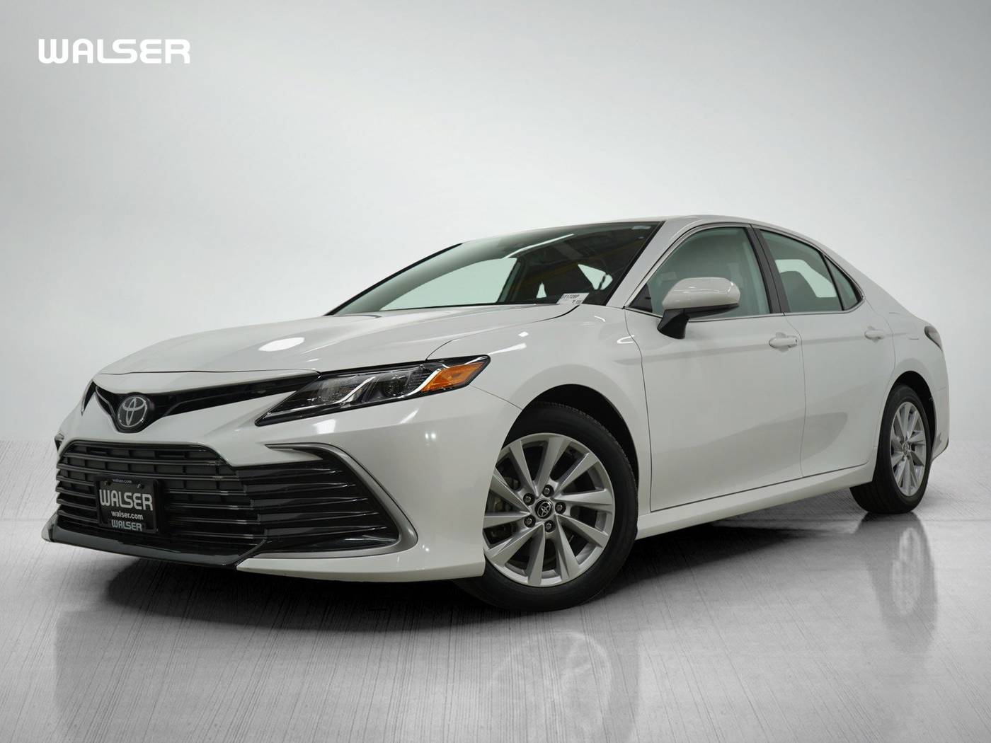 2024 Toyota Camry LE — Sedan — 22,260 mi — Bloomington, MN