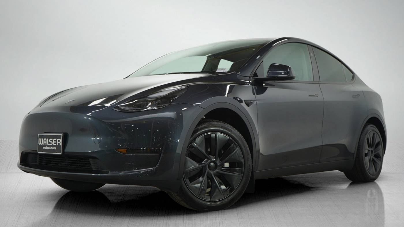 2024 Tesla Model Y Standard Range — SUV — 2,529 mi — Bloomington, MN