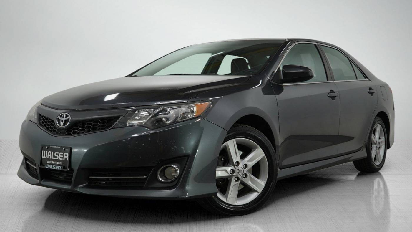 2013 Toyota Camry SE — Sedan — 147,014 mi — Bloomington, MN