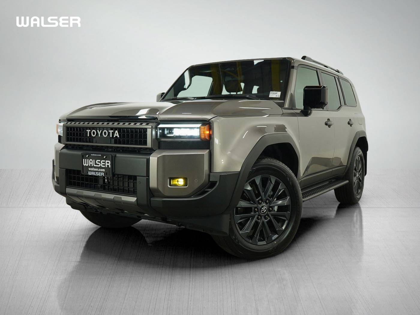 2025 Toyota Land Cruiser Base — SUV — 5,068 mi — Bloomington, MN