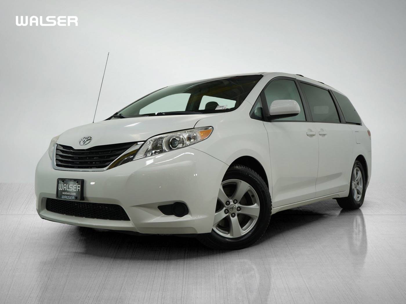 2011 Toyota Sienna Base — Minivan — 153,520 mi — Bloomington, MN
