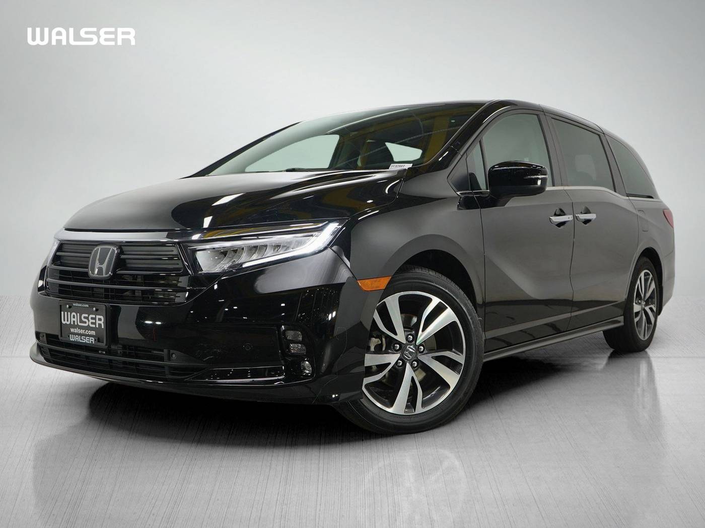 2024 Honda Odyssey Touring — Minivan — 18,776 mi — Bloomington, MN