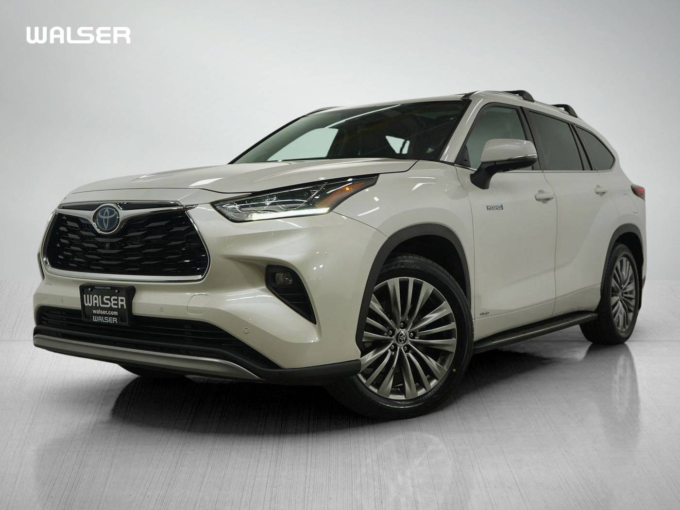 2020 Toyota Highlander Hybrid Limited Platinum — SUV — 53,638 mi — Bloomington, MN