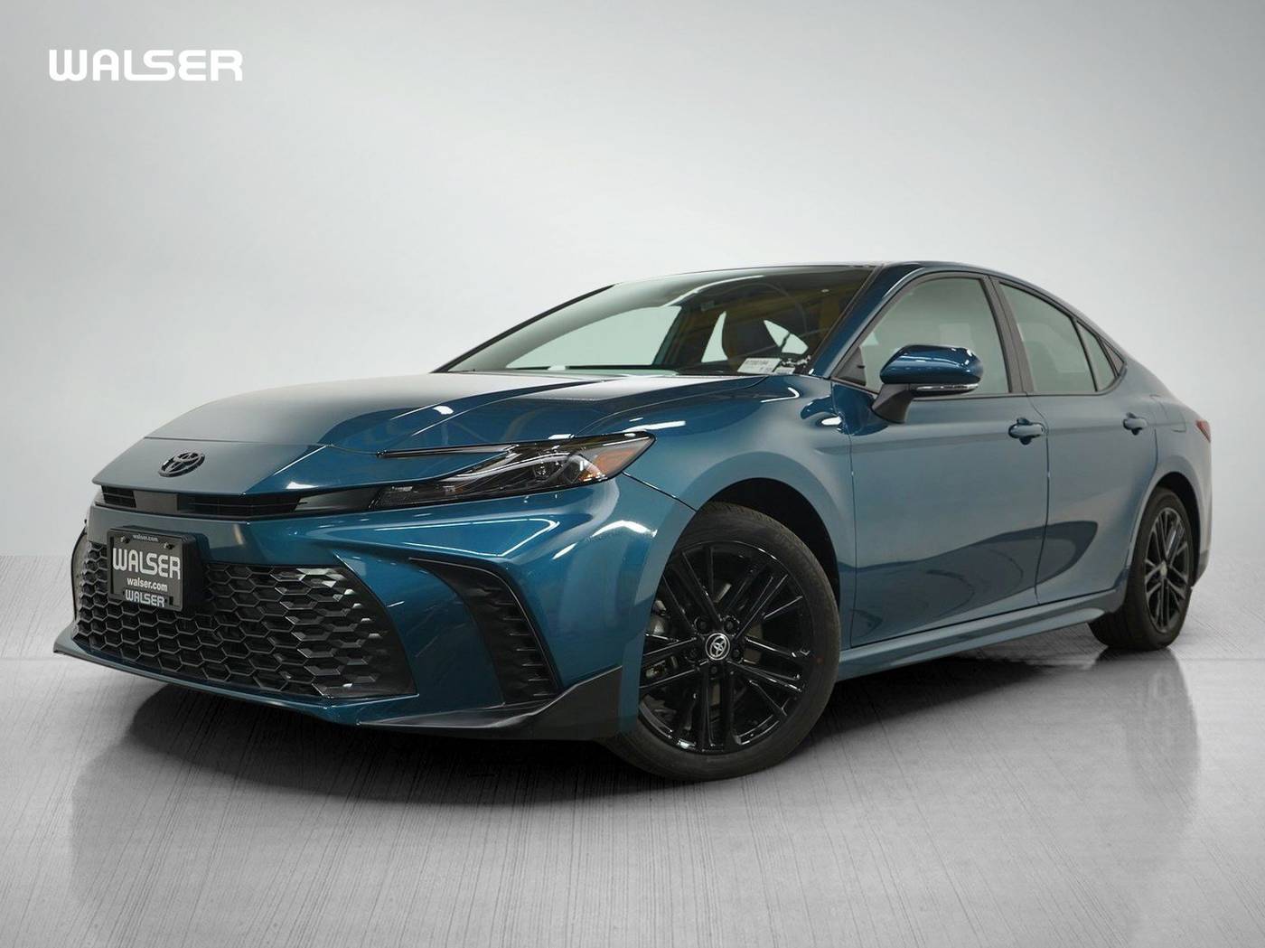 2025 Toyota Camry SE — Sedan — 9,028 mi — Bloomington, MN