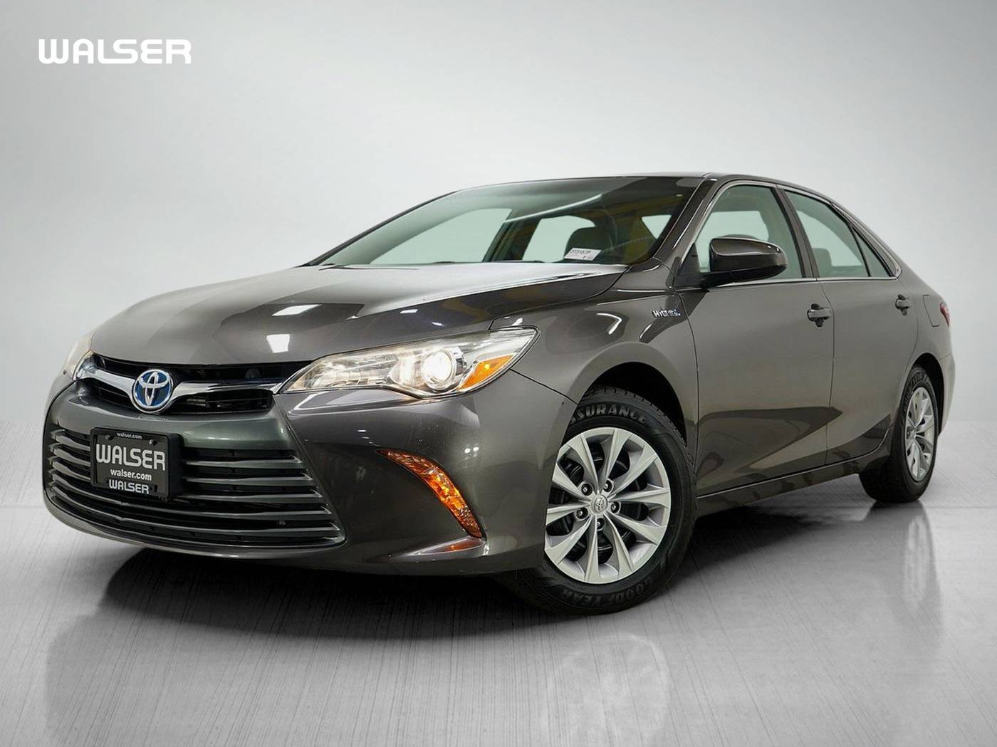 2017 Toyota Camry Hybrid LE — Sedan — 42,071 mi — Bloomington, MN
